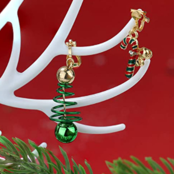 5/$25 Stocking Stuffer Sale Christmas Wreath Earrings Christmas Earrings HOLIDAY - Picture 5 of 16